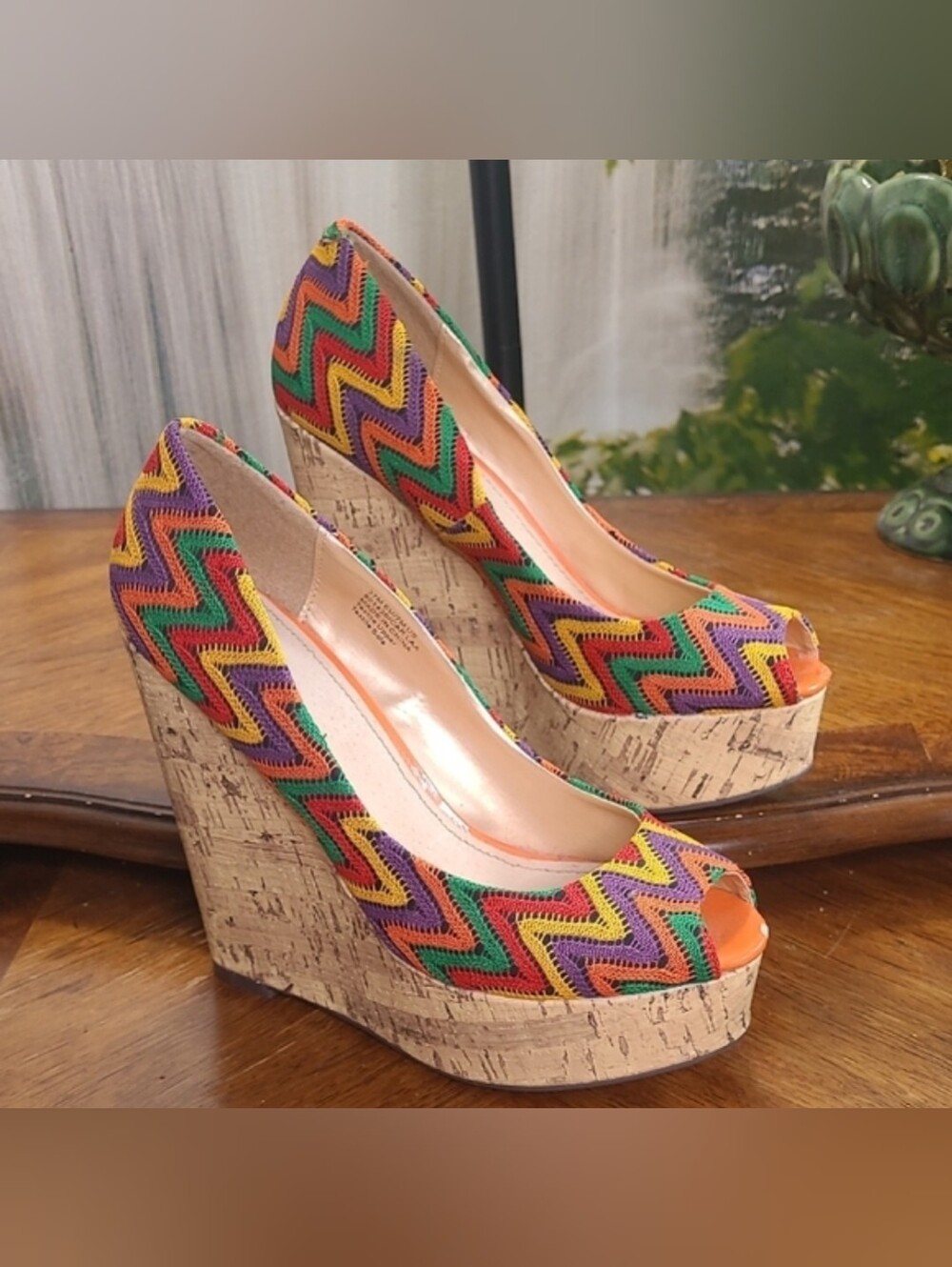 Diba Womens 7 Bright Vibrant Colorful Zigzag Platform Wedge Heels